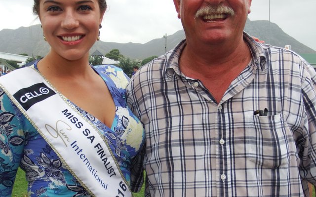 Boats van Staden, voormalige Lionpresident en organiseerder van 2015 se Marathon-dag met Mej Suid-Afrika Finalis, Marciel Hopkins